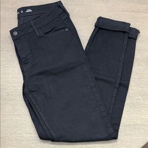 Black Mid-Rise Rockstar Super Skinny Jeans size 10 Long